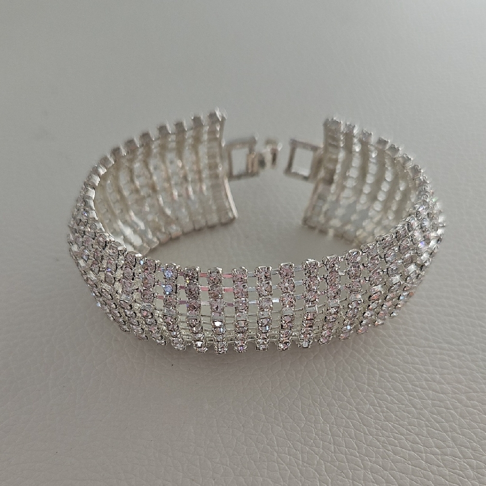 Elegant Crystal Rhinestone Wide Fashion Bracelet